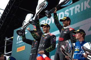Podium, Race
