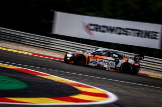 #40 - Audi Sport Tresor Orange 1 - Ricardo FELLER - Mattia DRUDI - Dennis MARSCHALL - Audi R8 LMS GT3 EVO II - PRO, Race
