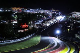 Ambiance, Race
