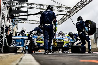 #17 - Scherer Sport PHX - Luca ENGSTLER - Kelvin VAN DER LINDE - Nicki THIIM - Audi R8 LMS GT3 EVO II - PRO, CrowdStrike 24 Hours of Spa, Race
