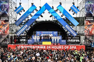 Podium, Race
