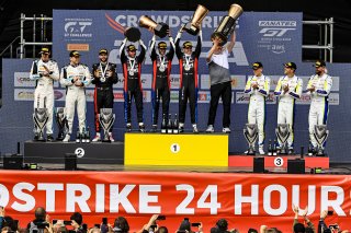Podium, Race
