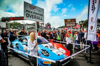 Grid Walk, Race
