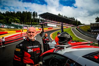 Grid Walk, Race

