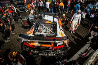 Grid Walk, Race
