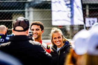 Grid Walk, Race
