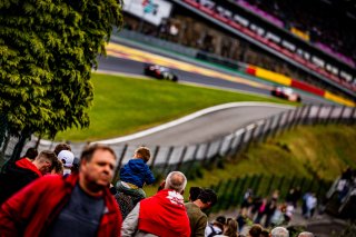 Ambiance, Race
