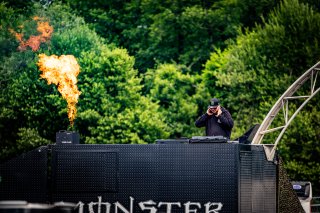 Ambiance, Monster Energy, Race, Village
