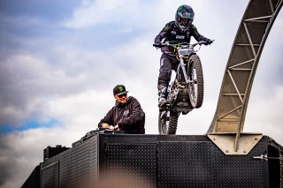Ambiance, Monster Energy, Race, Village
