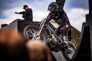 Ambiance, Monster Energy, Race, Village
