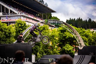 Ambiance, Monster Energy, Race, Village
