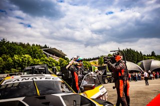#98 - Rowe Racing - Philipp ENG - Marco WITTMANN - Nicholas YELLOLY - BMW M4 GT3 - PRO (*), Ambiance, Celebration, CrowdStrike 24 Hours of Spa
