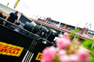 Pirelli
