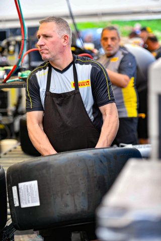 Pirelli
