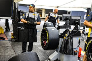 Partenaires, Pirelli
