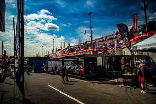 Paddock
