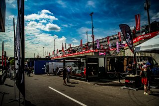 Paddock
 | © SRO - TWENTY-ONE CREATION | Jules Benichou