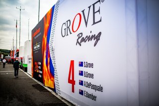Paddock
