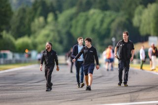 Track Walk
 | © SRO / Kevin Pecks 1VIER