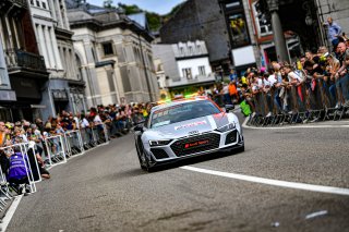 Parade
