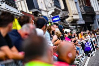 Parade
