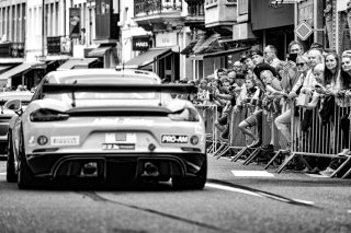 Parade
