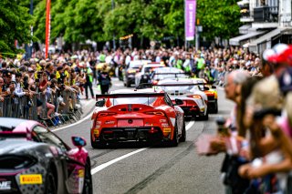 Parade

