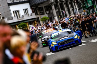Parade
