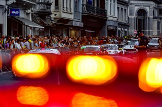 Parade
