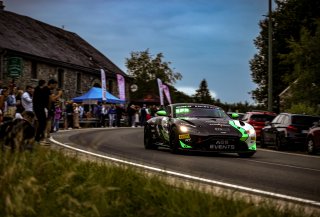 #98 - AGS Events - Timothé BURET - Timothé BURET - Vincent BOUTEILLER (R) - Aston Martin Vantage AMR GT4 - Silver, GT4 European Series, Parade
