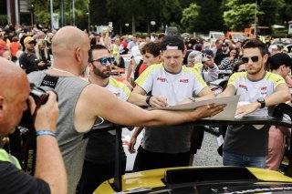 Parade
