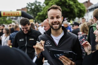 Parade
