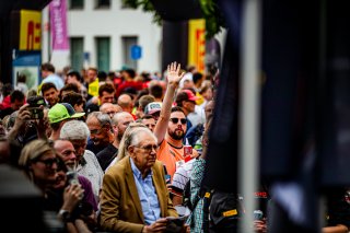 Parade

