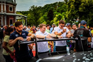 Parade
