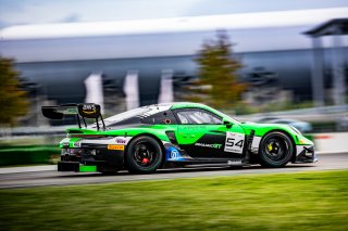 #54 - Dinamic GT - Adrien DE LEENER - Christian ENGELHART - Porsche 911 GT3 R (992) - PRO, FGTWC
