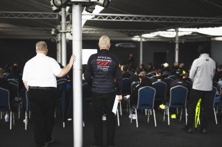 Briefing
