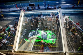 #55 - Dinamic GT - Christopher ZOECHLING - Philipp SAGER - Porsche 911 GT3 R (992) - BRONZE, FGTWC
