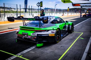 #54 - Dinamic GT - Adrien DE LEENER - Christian ENGELHART - Porsche 911 GT3 R (992) - PRO, FGTWC
