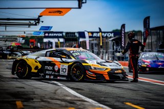 #10 - Boutsen VDS - Adam ETEKI - Cesar GAZEAU - Audi R8 LMS GT3 EVO II - GOLD, FGTWC
