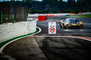 #111 - JP Motorsport - Dean MACDONALD - Christian KLIEN - McLaren 720S GT3 EVO - PRO, FGTWC
