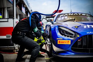 #77 - Haupt Racing Team - Jordan LOVE - Alain VALENTE - Mercedes-AMG GT3 EVO - SILVER, FGTWC
