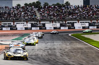 #111 - JP Motorsport - Dean MACDONALD - Christian KLIEN - McLaren 720S GT3 EVO - PRO, FGTWC, Race 1

