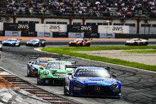 #77 - Haupt Racing Team - Jordan LOVE - Alain VALENTE - Mercedes-AMG GT3 EVO - SILVER, FGTWC, Race 2
