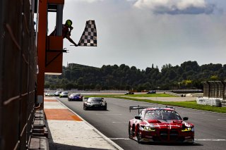#32 - Team WRT - Charles WEERTS - Dries VANTHOOR - BMW M4 GT3 - PRO, FGTWC, Race 2
