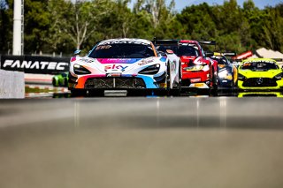 #93 - Sky Tempesta Racing - Jonathan HUI - Chris FROGGATT - Eddie CHEEVER - McLaren 720S GT3 EVO - BRONZE, FGTWC, Race
