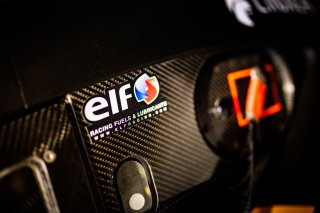 Elf, Partenaires, Set Up
