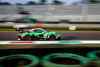 #56 - Dinamic GT Huber Racing - Tanart SATHIENTHIRAKUL - Jop RAPPANGE - Daniele DI AMATO - Porsche 911 GT3 R (992) - SILVER
