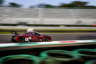 #5 - Optimum Motorsport - Sam DE HAAN - Charles FAGG - Dean MACDONALD - McLaren 720S GT3 EVO - GOLD
