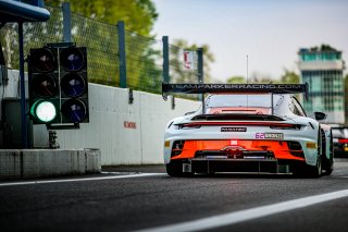 #62 - Team Parker Racing - Derek PIERCE - Kiern JEWISS - Jaxon Evans - Porsche 911 GT3 R (992) - BRONZE, FGTWC, Free Practice, Pitlane
