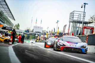 #93 - Sky Tempesta Racing - Chris FROGGATT - Eddie CHEEVER - Jonathan HUI - McLaren 720S GT3 EVO - BRONZE, FGTWC, Free Practice, Pitlane
